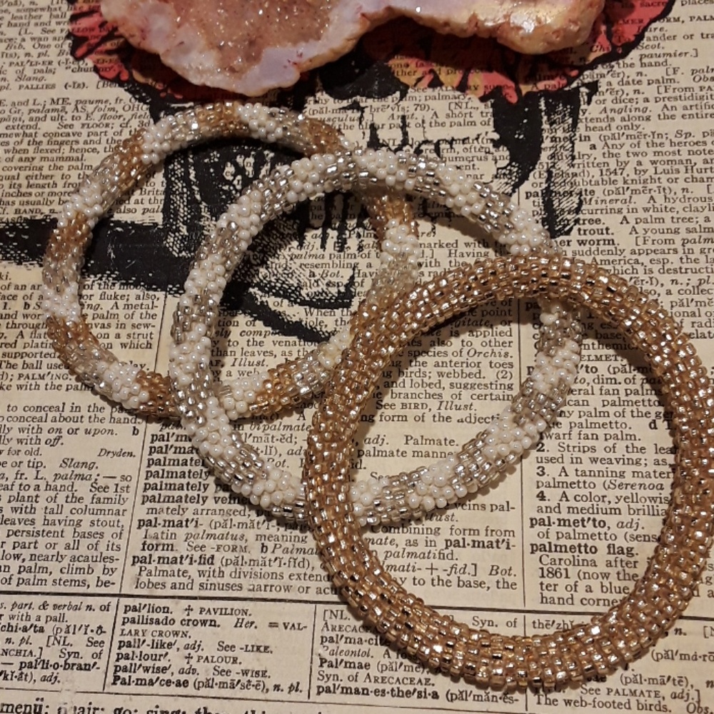 SASHKA CO. GLASS BEADED BRACELETS